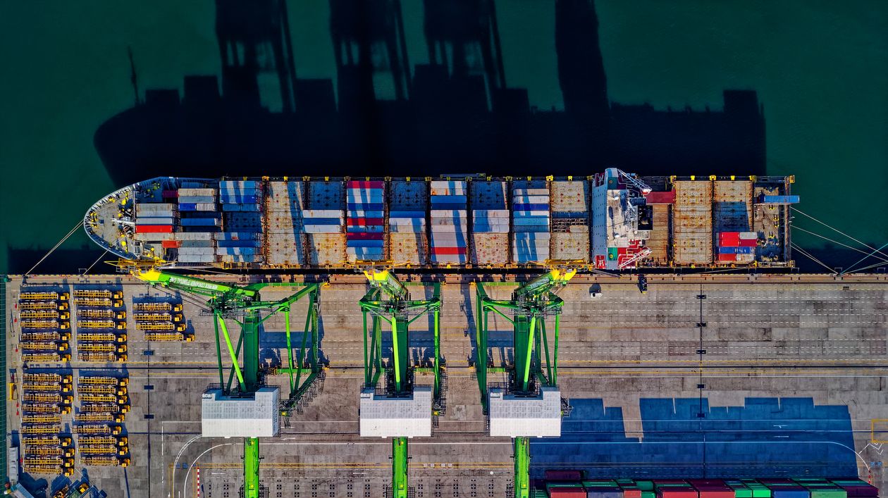 H&M insurance Dubai - cargo vessel coverage UAE